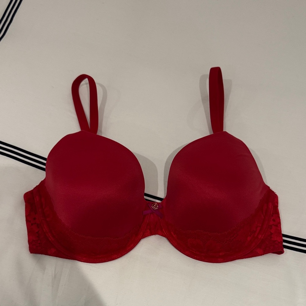 VS Body by Victoria Lined Perfect Coverage Bra